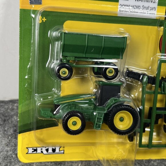 2009 ERTL John Deere 3 Piece Tractor Trailer Trail Set, #37290, NOS - Picture 2 of 7